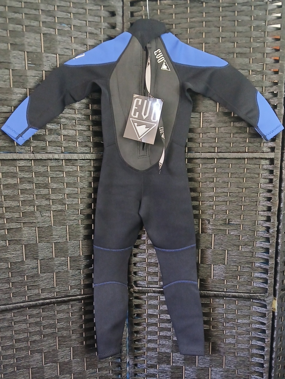 NWT EVO Kids Black Blue Full Wetsuit One-Piece